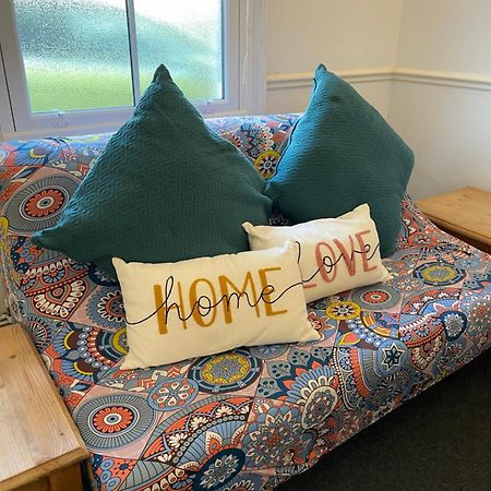 Cozy 3 Bedrooms Home Off Mill Road Sleep CBG Esterno foto