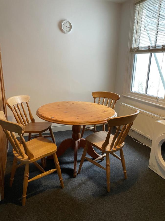 Cozy 3 Bedrooms Home Off Mill Road Sleep CBG Esterno foto