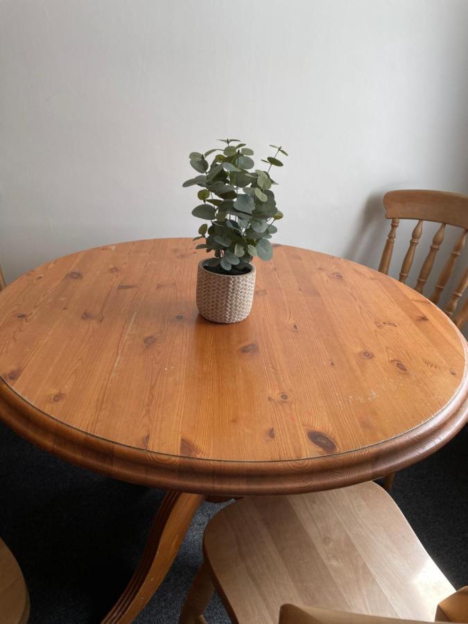 Cozy 3 Bedrooms Home Off Mill Road Sleep CBG Esterno foto