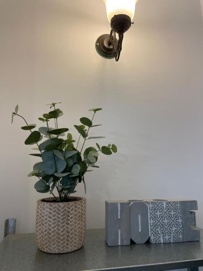Cozy 3 Bedrooms Home Off Mill Road Sleep CBG Esterno foto