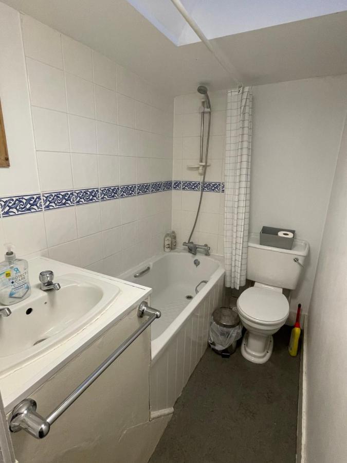 Cozy 3 Bedrooms Home Off Mill Road Sleep CBG Esterno foto